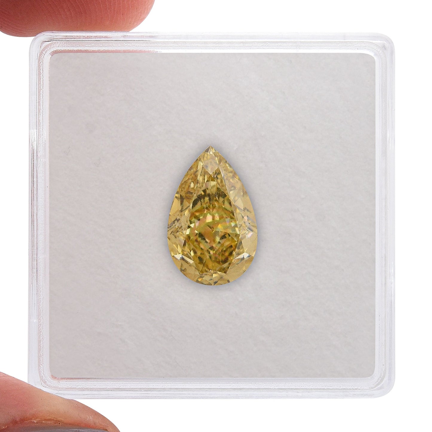 2,29 Karat Fancy Brownish Yellow Birnear Diamond VVS2 GIA