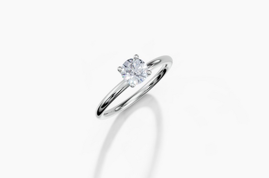 18K Round 0.3 Carat G/H SI Plain Plain 4Pr Diamond Ring