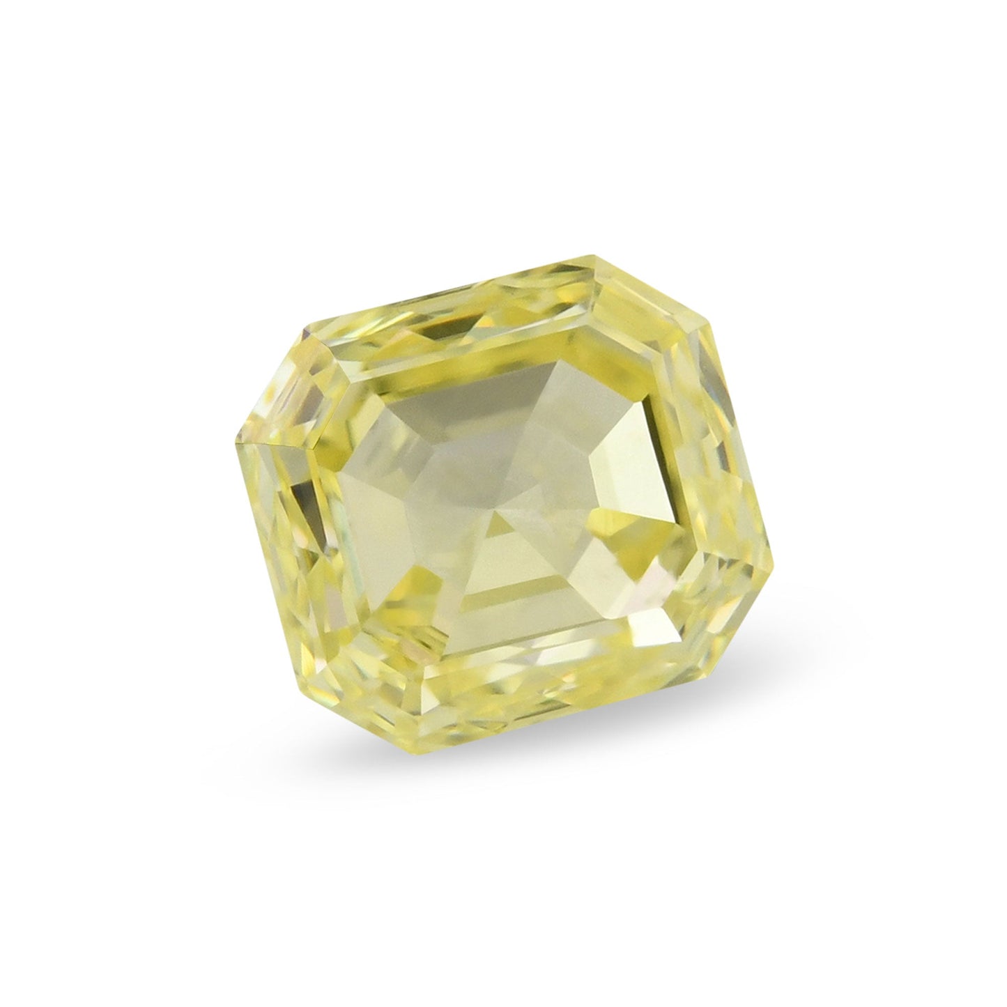 0,60 Karat Fancy Light Yellow Radiant (SI2)
