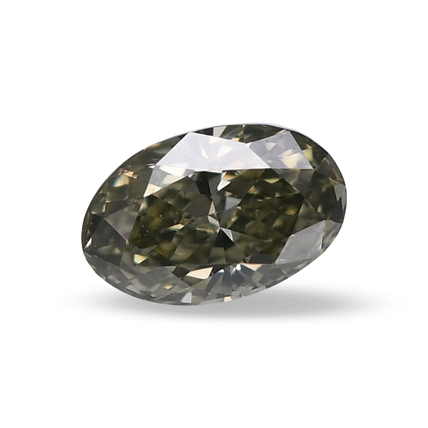 0,16 Karat Chamäleon-Oval-Diamant, GIA