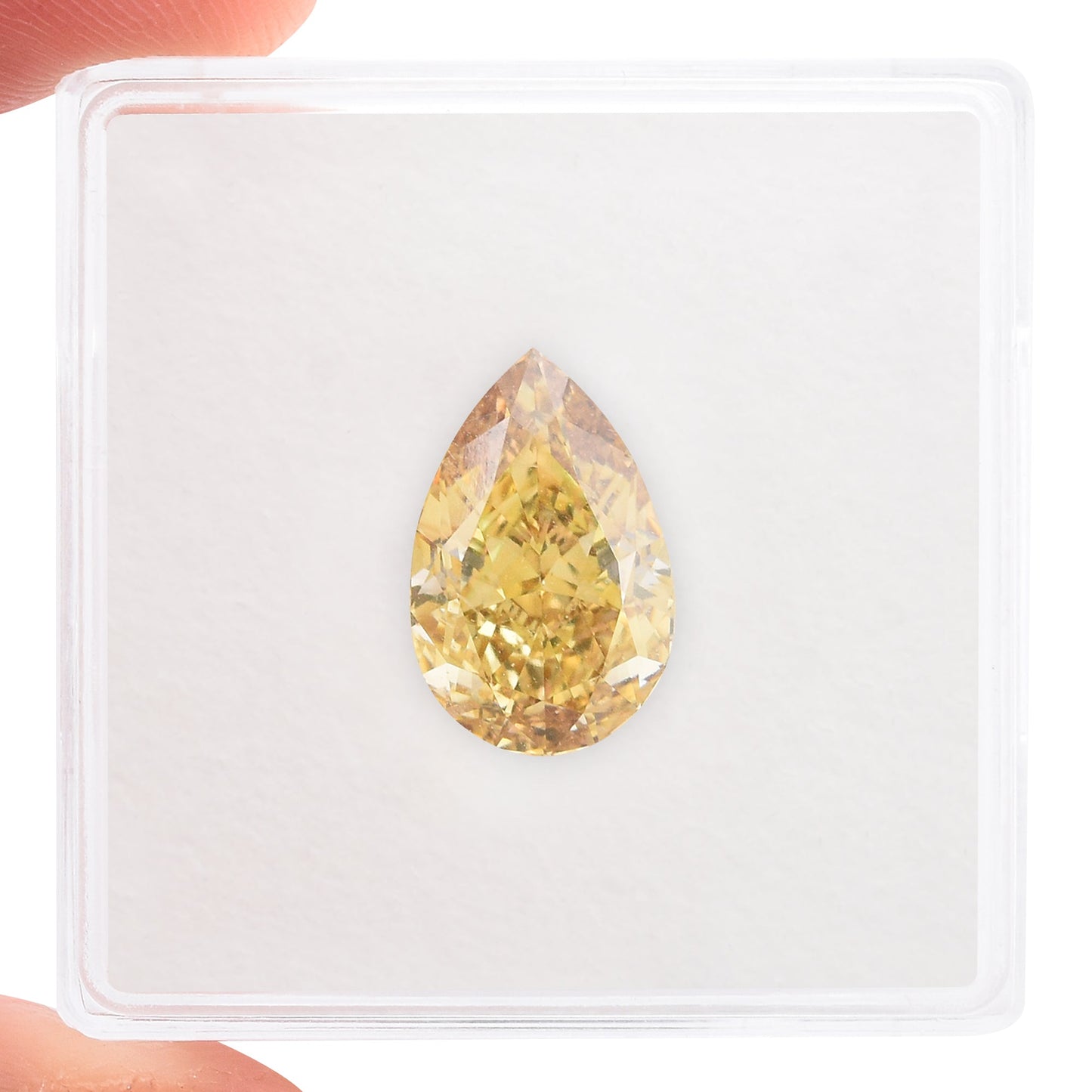 3,01 Karat Fancy Brownish Yellow Birnear Diamond SI1 GIA