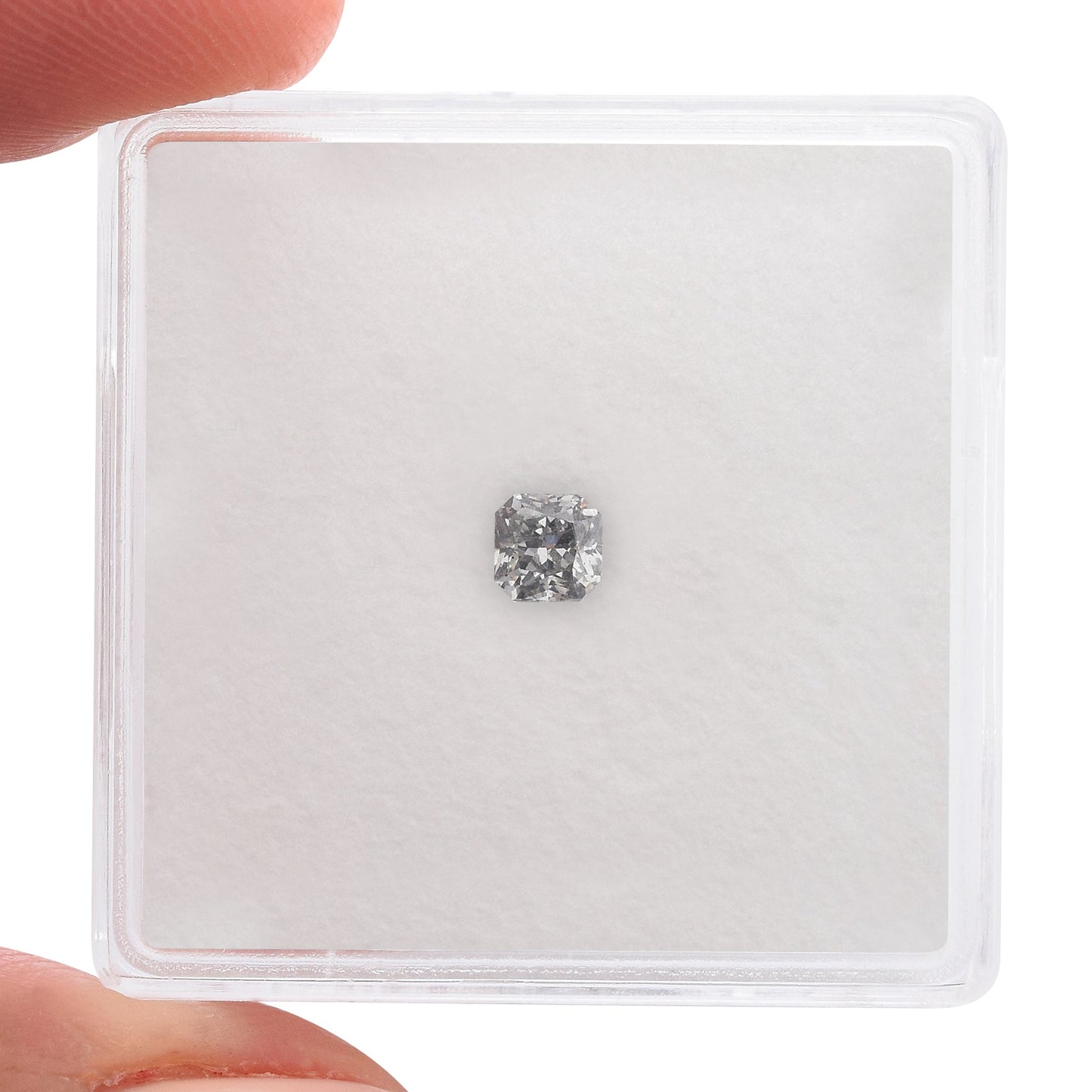 0,20 Karat Fancy Light Gray Blue Radiant Diamond I1 GIA