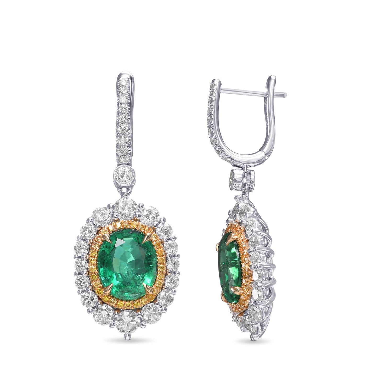 Ovale Ohrringe mit Smaragd- und Diamant-Doppelhalo