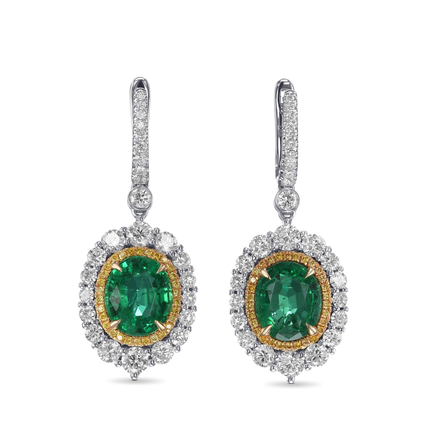 Ovale Ohrringe mit Smaragd- und Diamant-Doppelhalo
