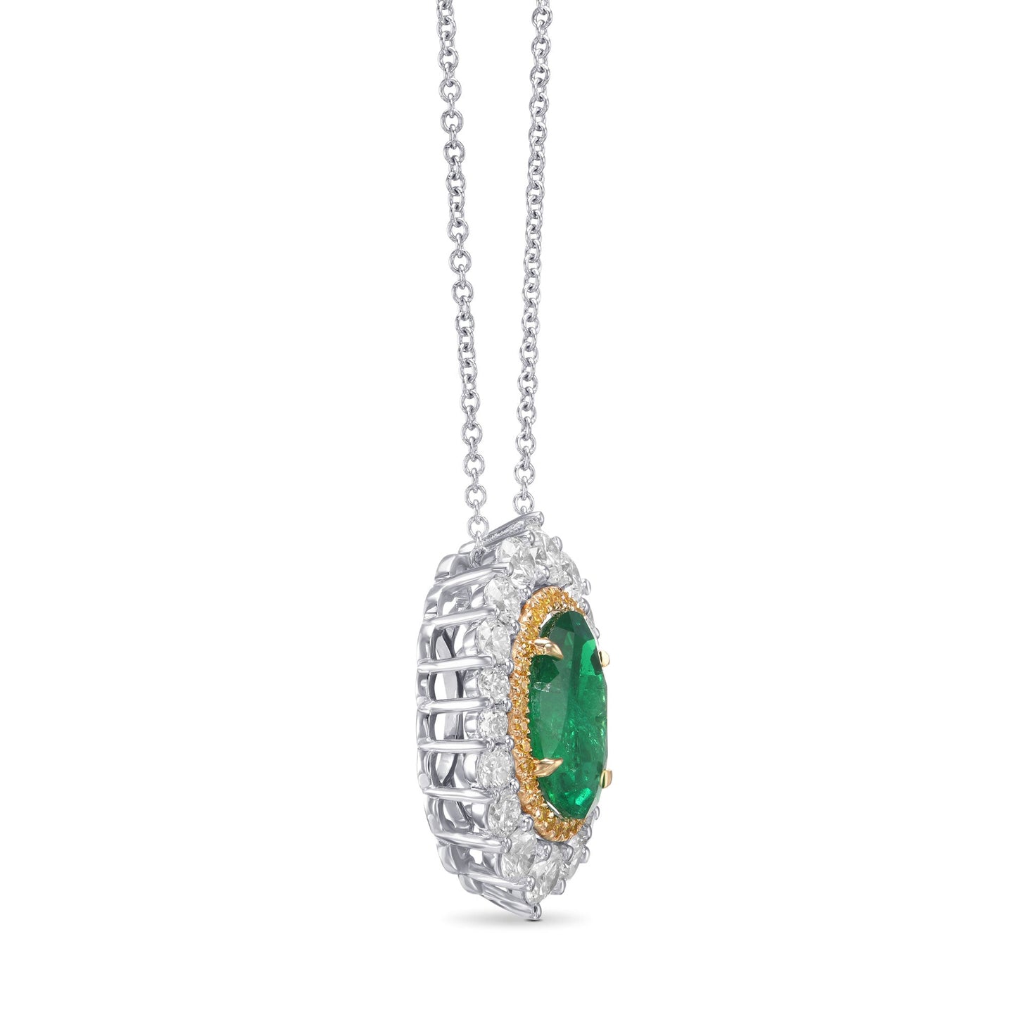 Muzo Ovaler Smaragd- und Diamant-Doppelhalo-Anhänger.