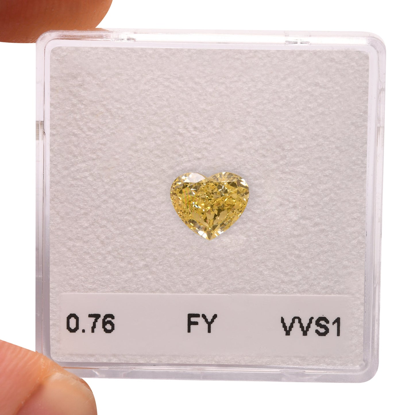 0,76 Karat Fancy Yellow Heart Diamant VVS1 GIA