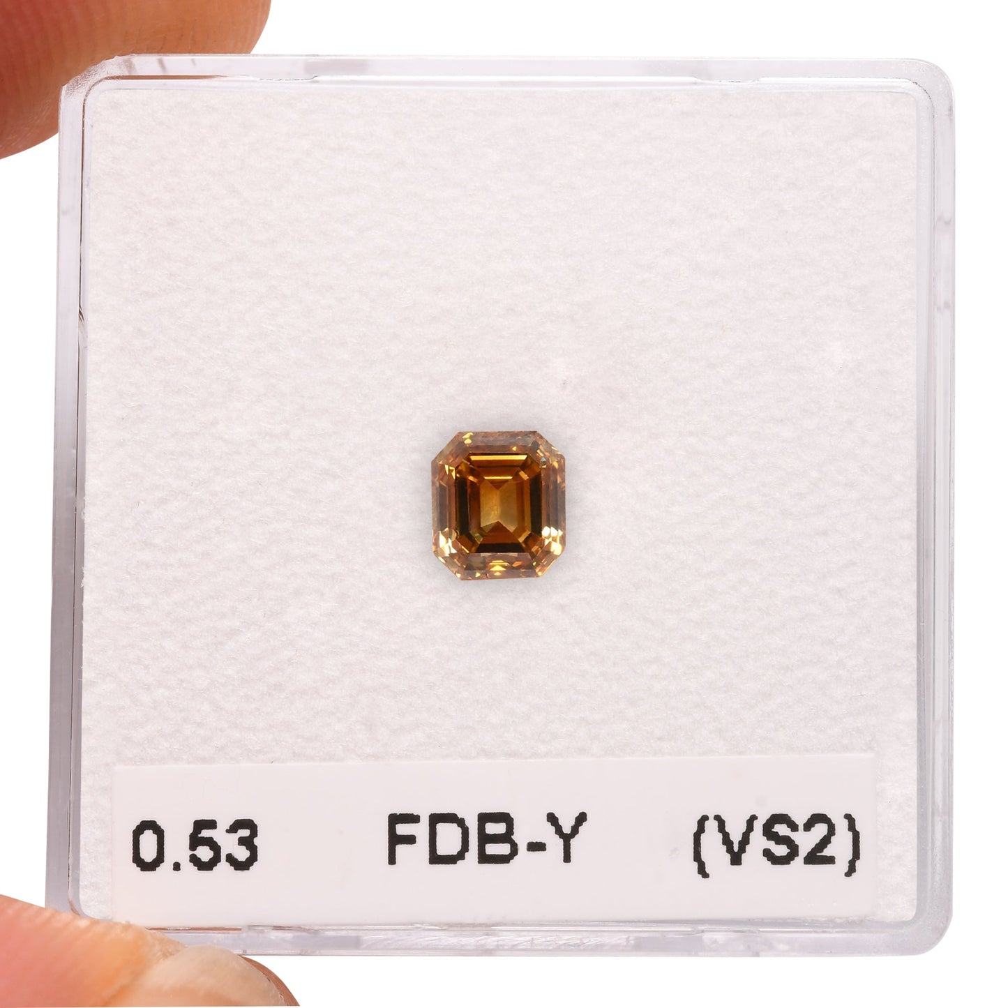 0,53 Karat Fancy Deep Brownish Yellow Emerald Diamond (VS2) GIA