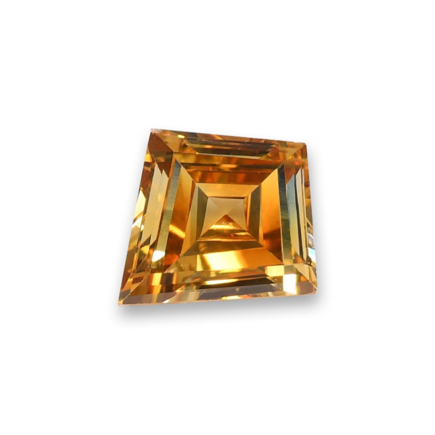 0,27 Karat Fancy Deep Brownish Orange Yellow Kite-Diamant (SI1) GIA