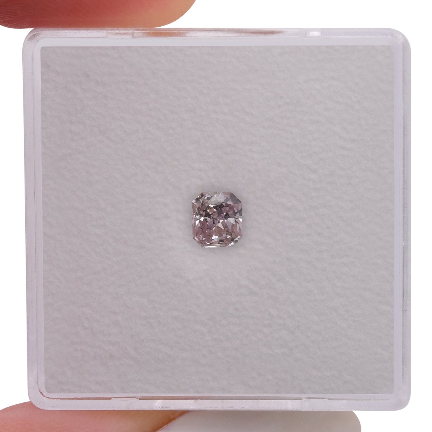 0,32 Karat Fancy Light Brown Pink Radiant Diamond (I1) GIA