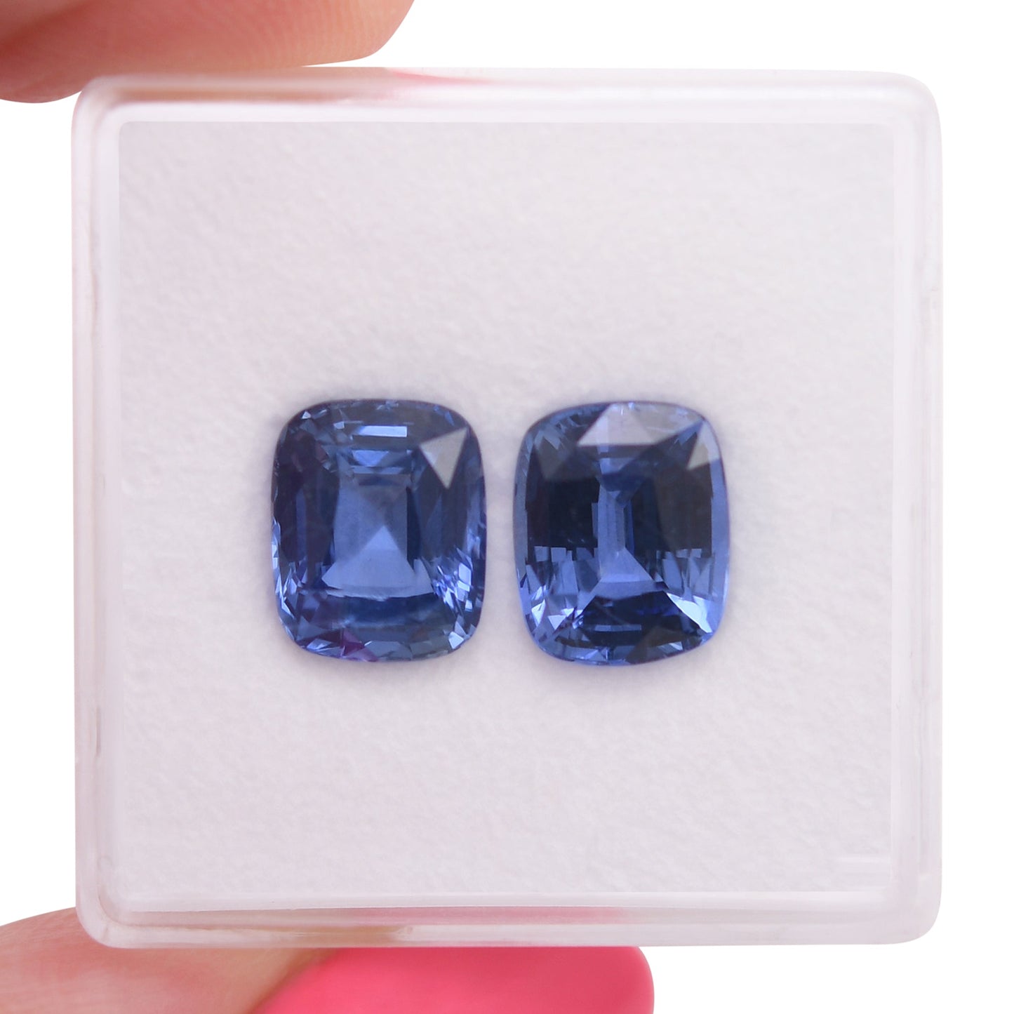 Paar blaue Kissen-Saphire (6,02 Karat)