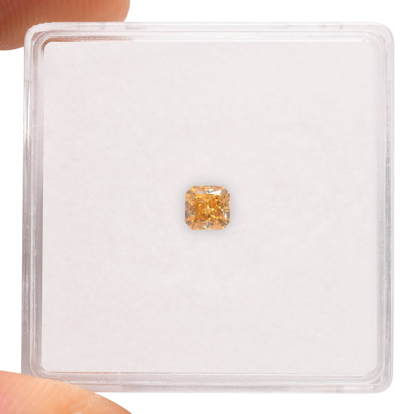 0,22 Karat Fancy Intense Orange Yellow Radiant SI2 GIA