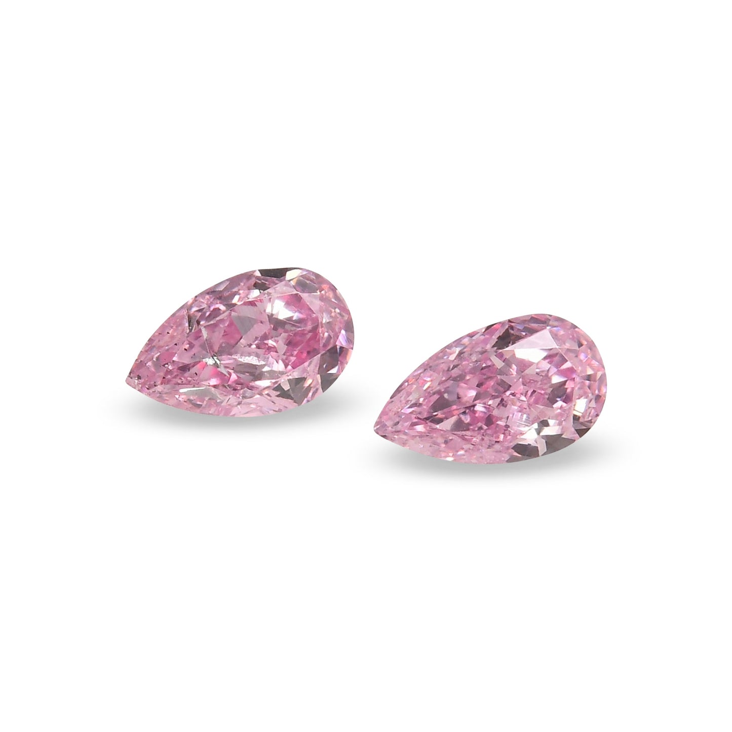 0,16 Karat Fancy Intense Purplish Pink Birnenförmige Diamanten (SI2)