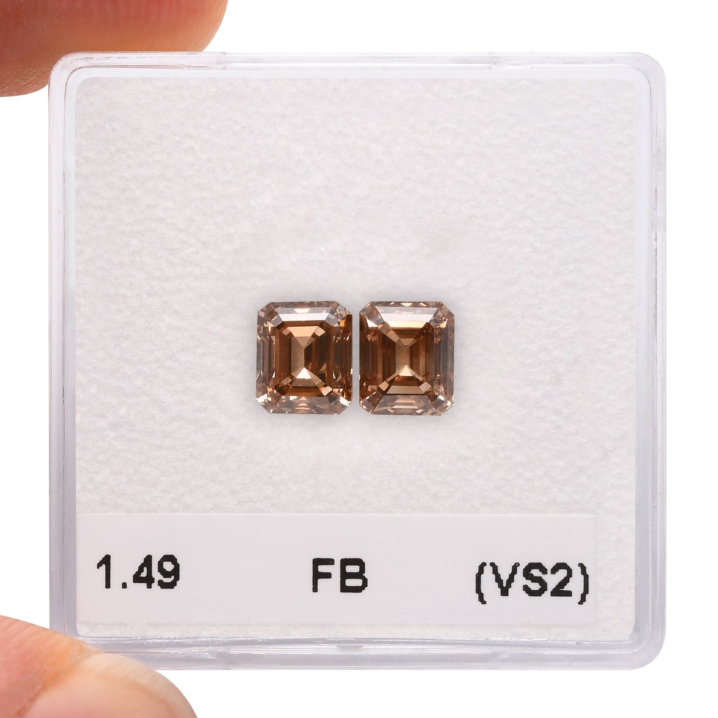 1,49 Karat Fancy Brown Emerald Diamonds (VS2)