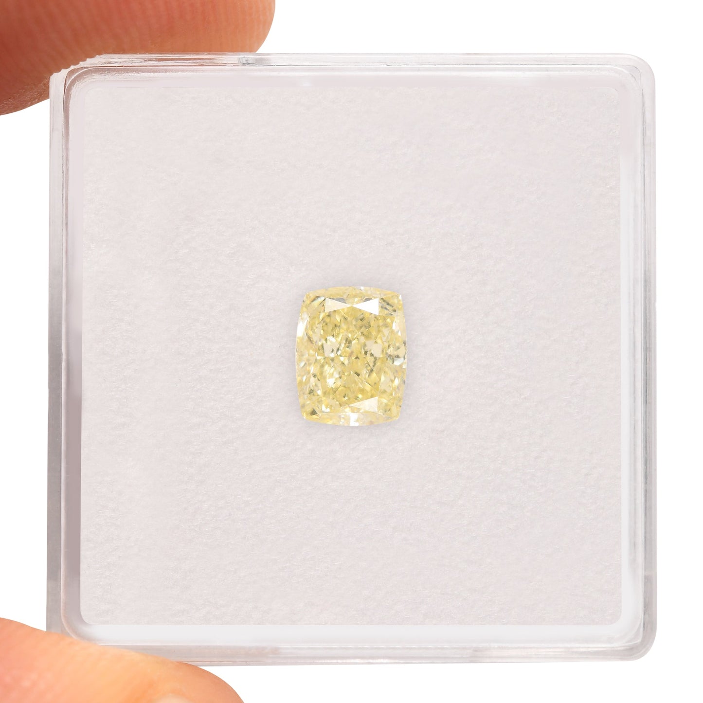 1,05 Karat Fancy Light Yellow Cushion Diamond VS2 GIA