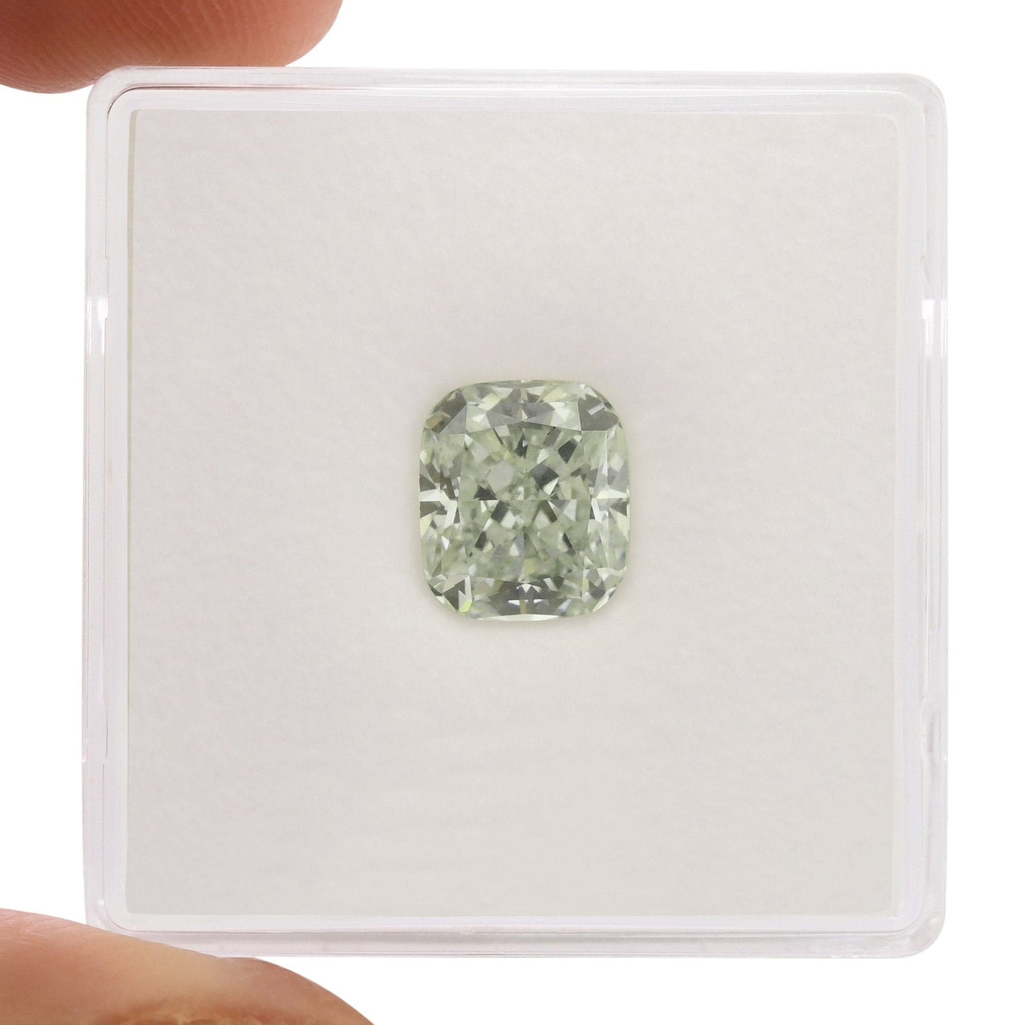 2,09 Karat sehr hellgrüner Kissen-Diamant VS2 GIA
