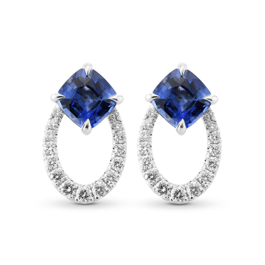 Ohrringe mit blauem Kissenschliff, Saphir und Diamanten