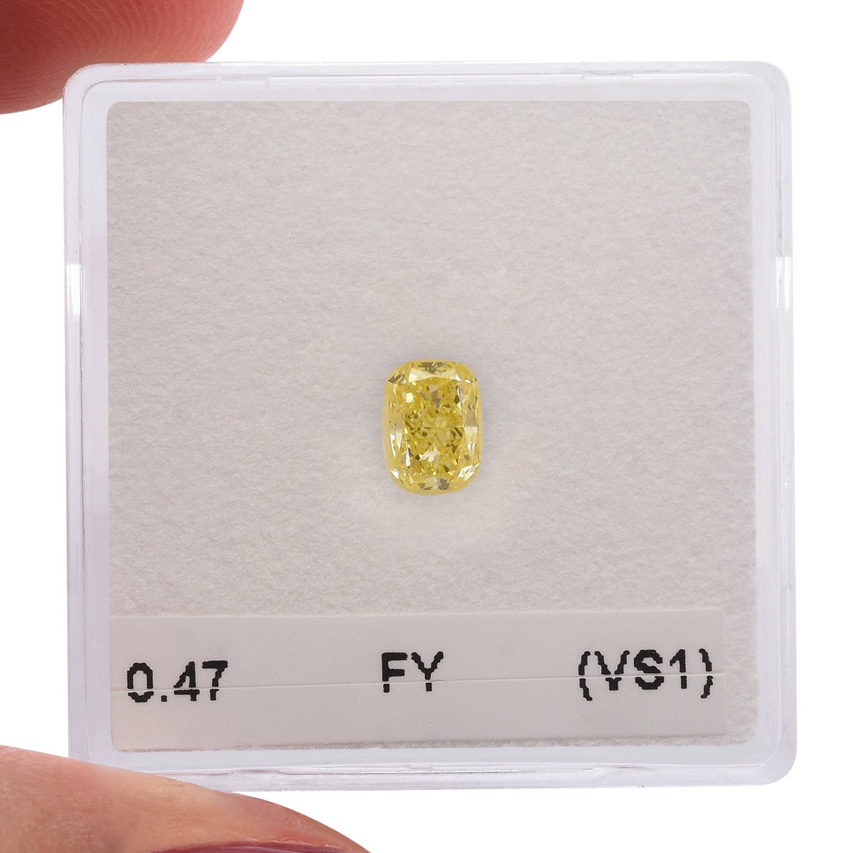 0,47 Karat Fancy Yellow Radiant (VS1)