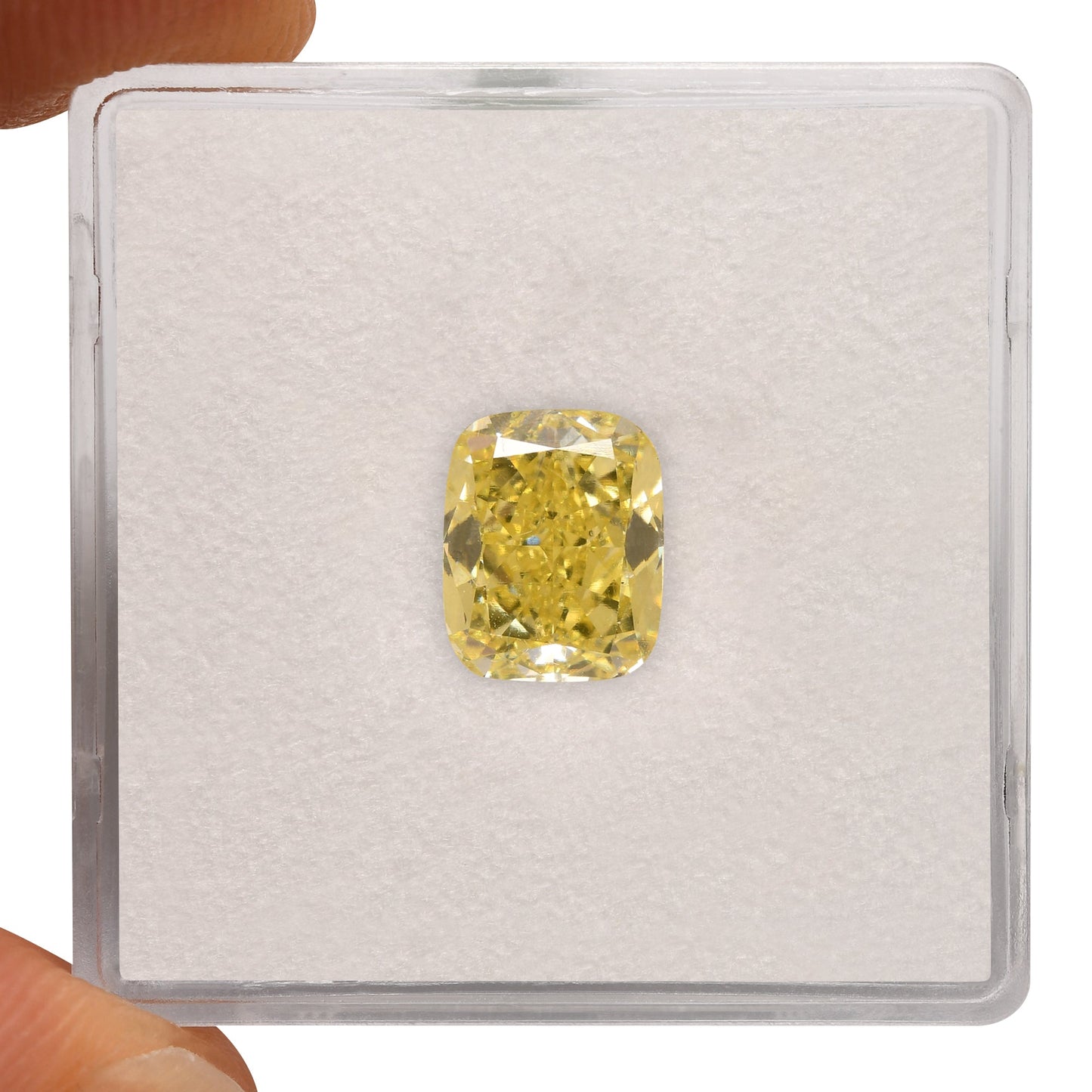 2,00 Karat Fancy Intense Yellow Cushion Diamond VS2 GIA