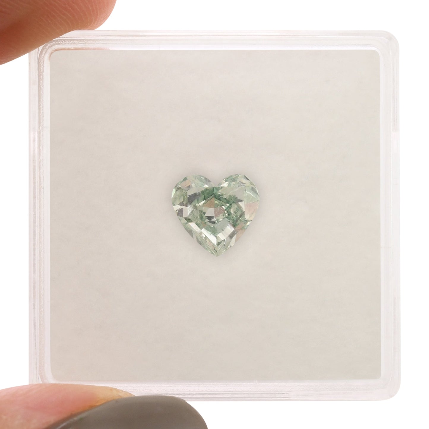 1,06 Karat Fancy Intense Green Heart Diamant SI2 GIA