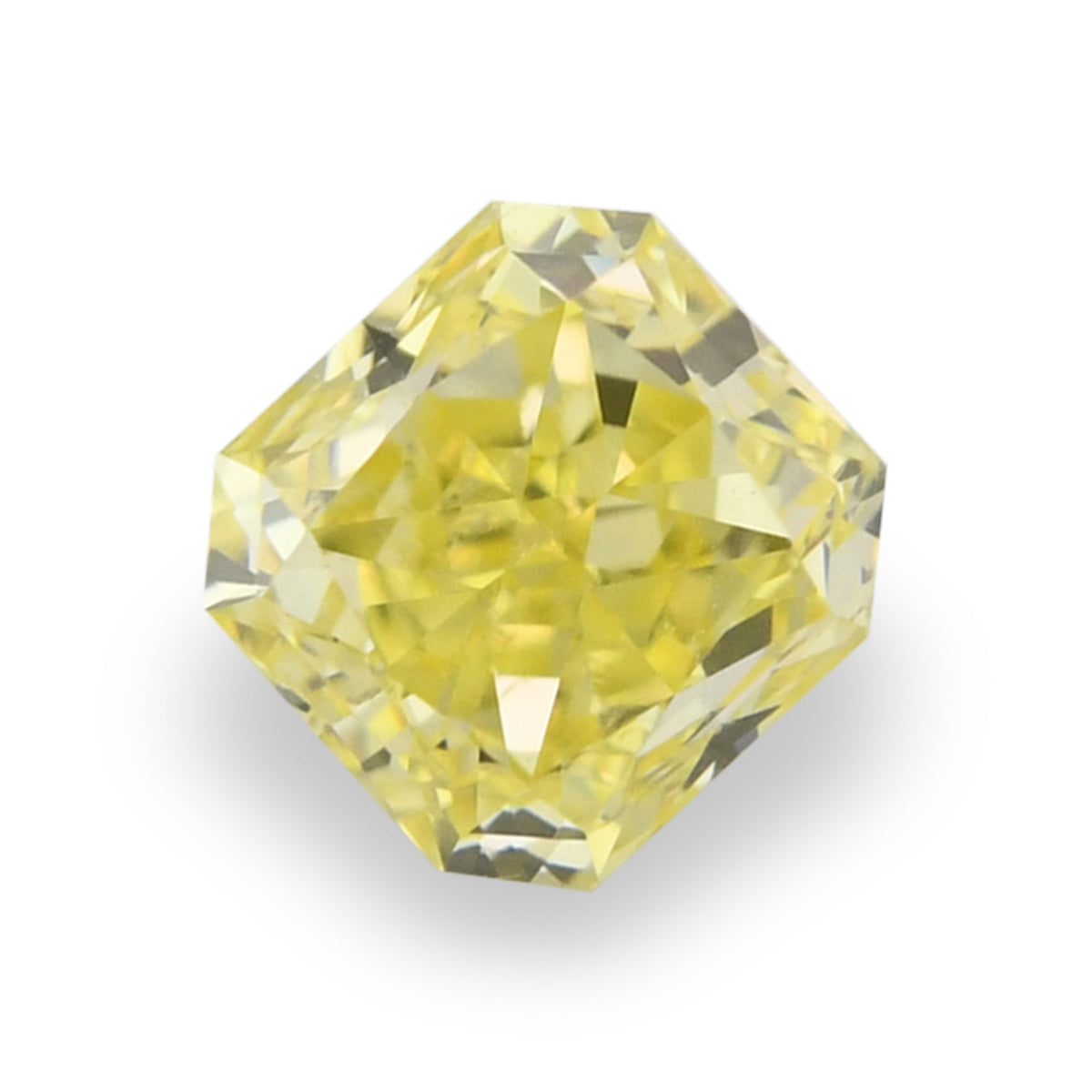 0,35 Karat Fancy Yellow Radiant (VS2)