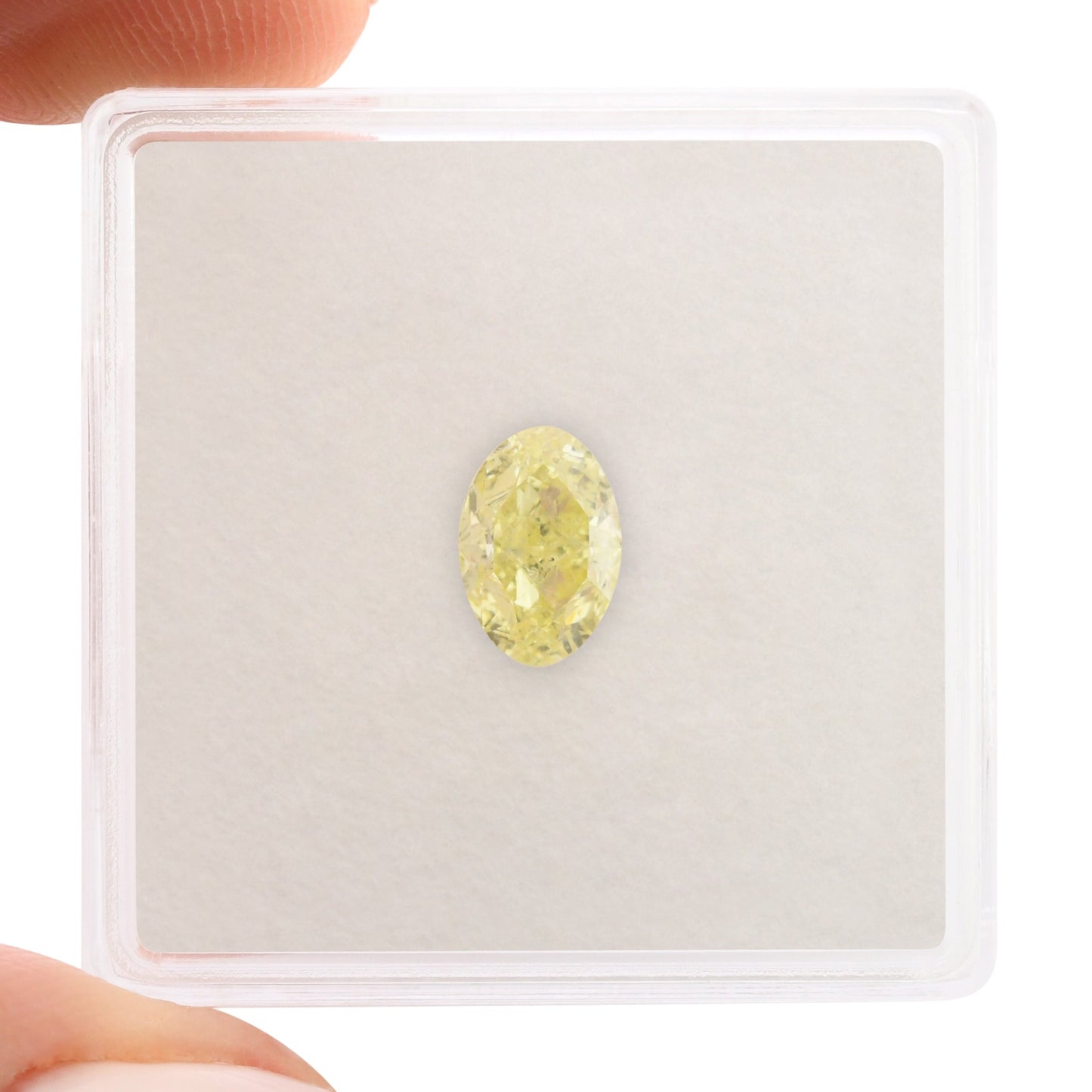 1,01 Karat Fancy Light Yellow Ovaler Diamant VS2 GIA
