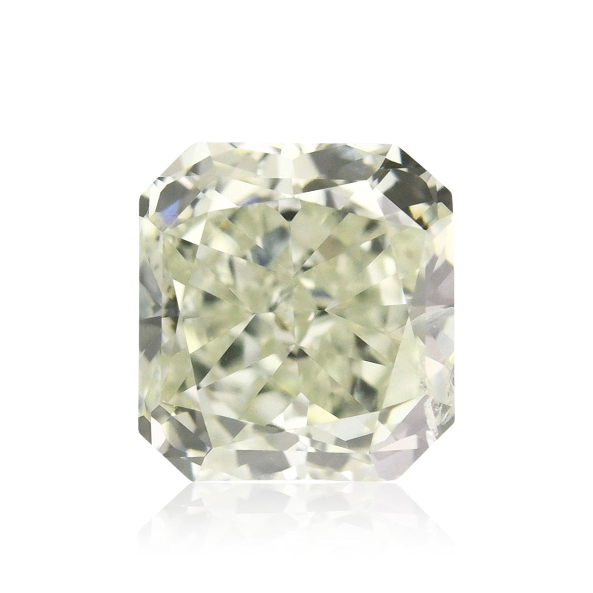 0,81 Karat Fancy Light Yellowish Green Radiant (I1) GIA