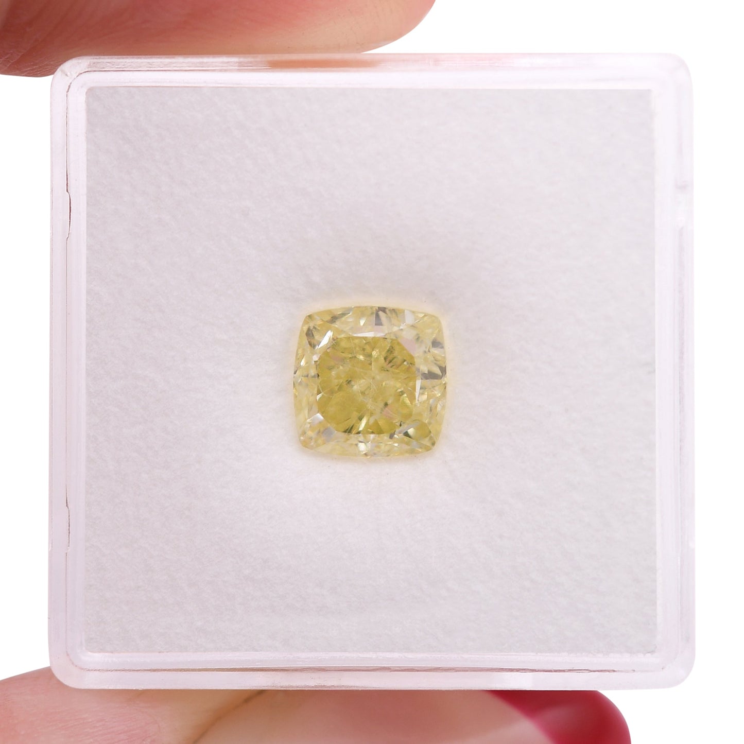 2,01 Karat Fancy Yellow Cushion Diamond VS1 GIA