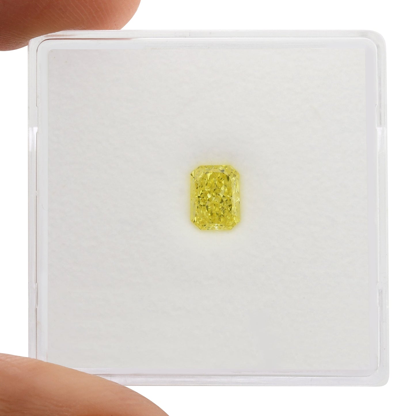 0,50 Karat Fancy Intense Yellow Radiant VS2 GIA