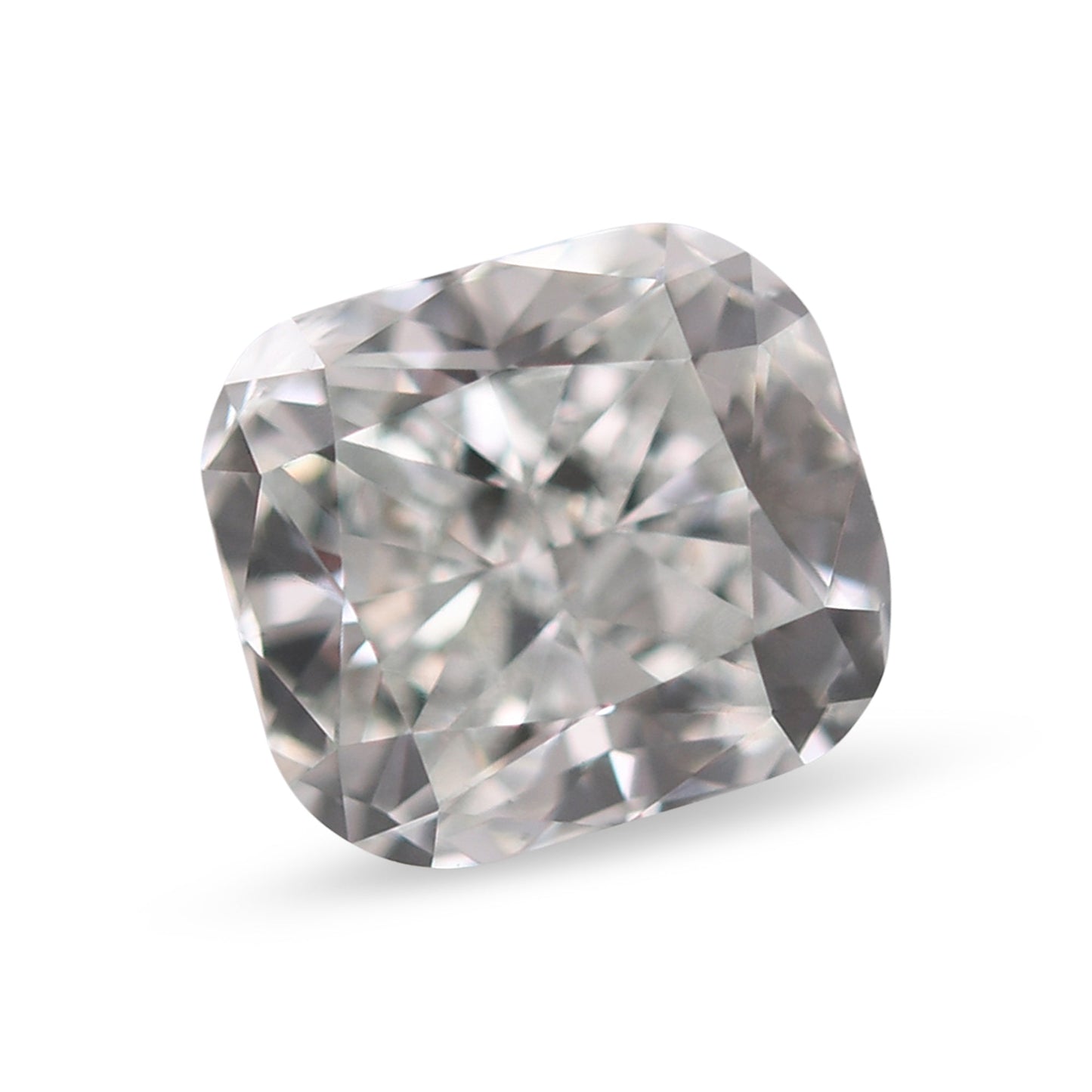 0,70 Karat Fancy Light Bluish Green Cushion Diamond I1 GIA