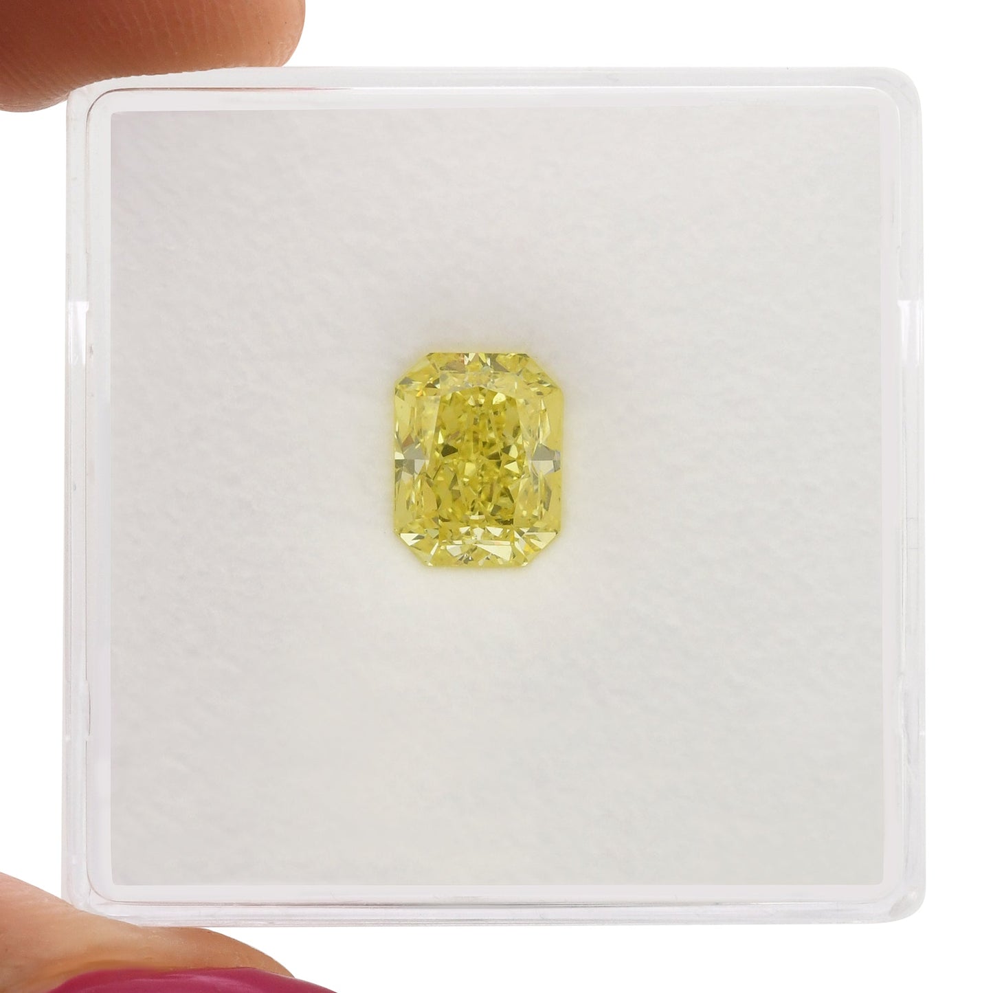 1,28 Karat Fancy Intense Yellow Radiant VS2 GIA