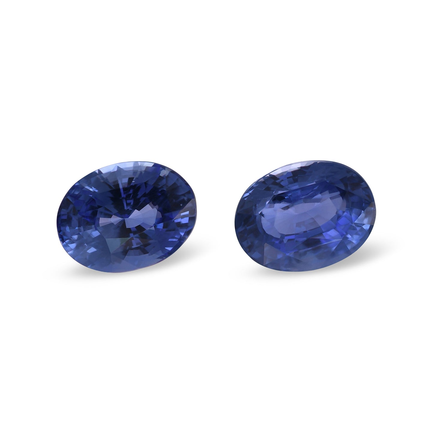 Paar blaue ovale Saphire aus Sri Lanka, 8,81 Karat, GIA-zertifiziert
