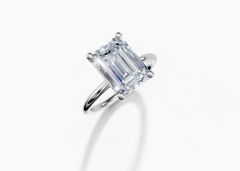 18K Emerald 4 Carat F/G VS/SI Plain Plain 4Pr Diamond Ring