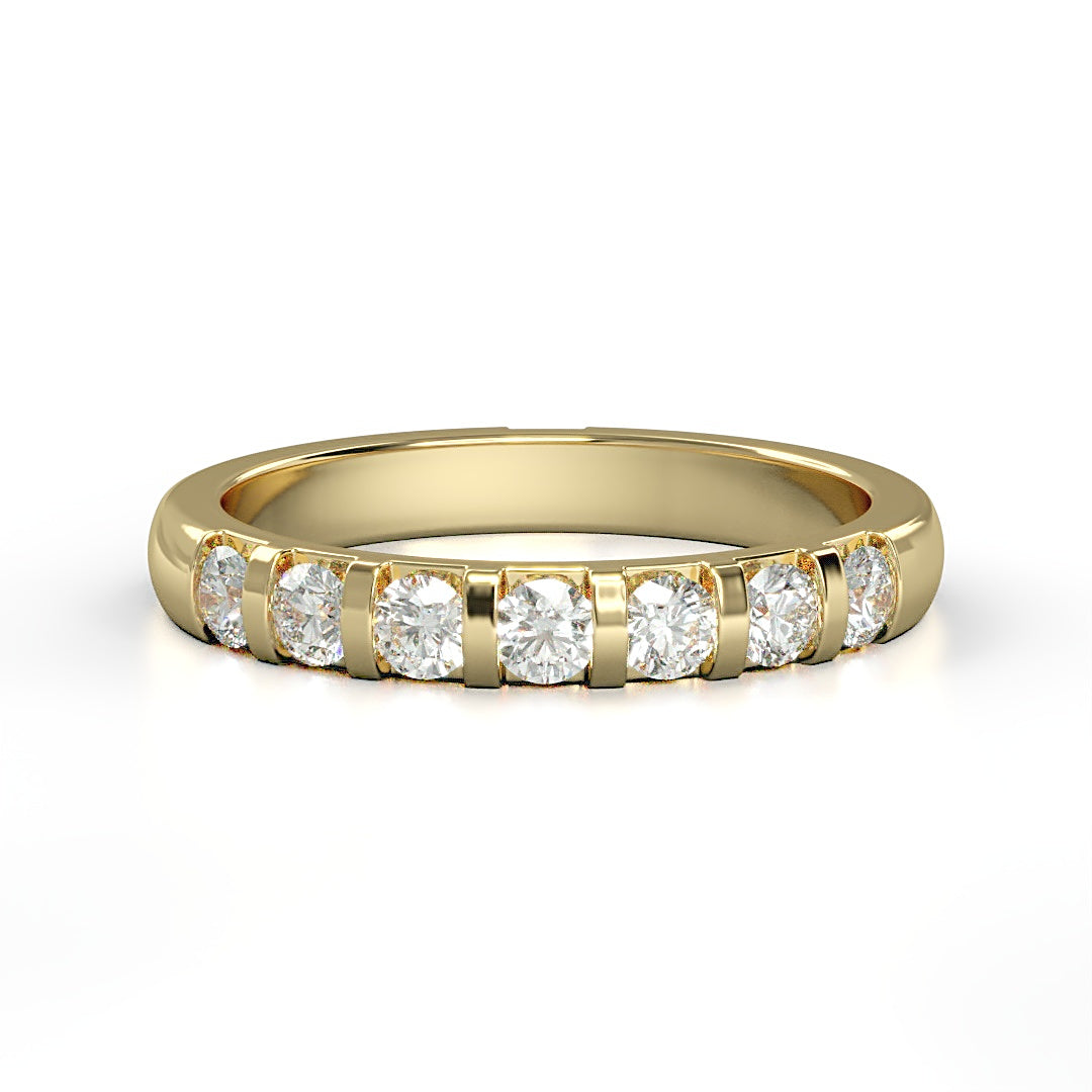 Verlobungsring Helena mit 8 x 0.05ct H/SI-Diamanten, 2.8mm Ringschiene – elegantes Design, perfekt kombinierbar, erhältlich in München und Augsburg
