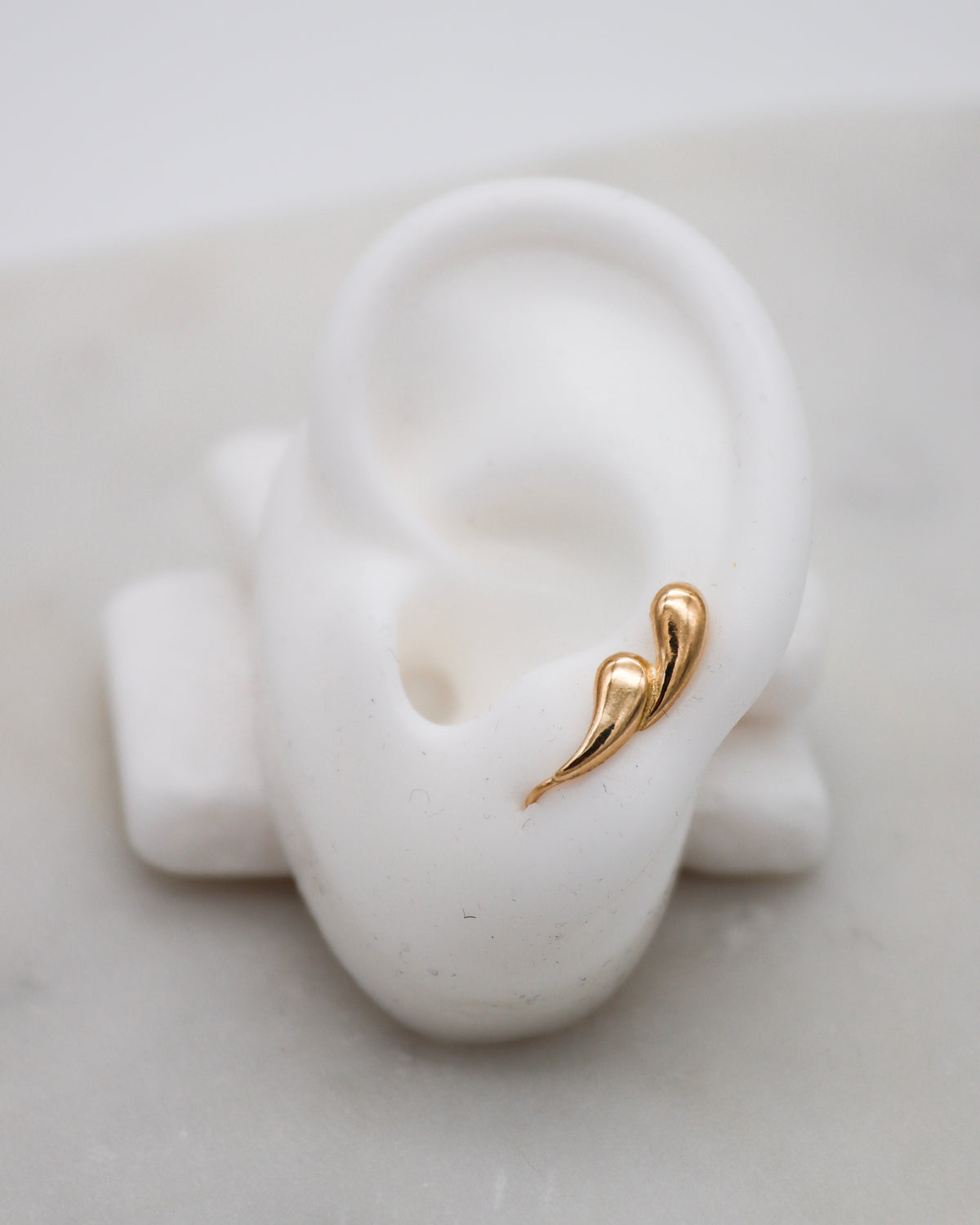 Rhea – Ear Cuffs aus 585 Gelbgold in Tropfenform