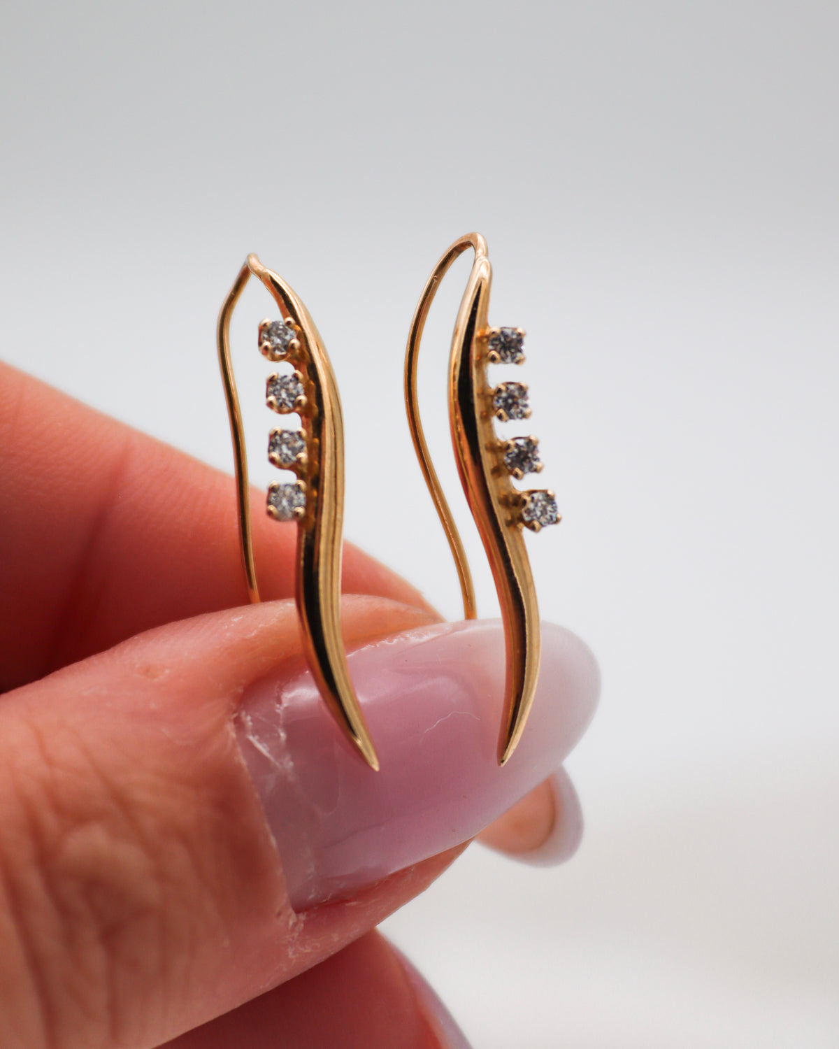 Charlotte – Ear Cuffs aus 585 Gelbgold mit Zirkonia-Reihe