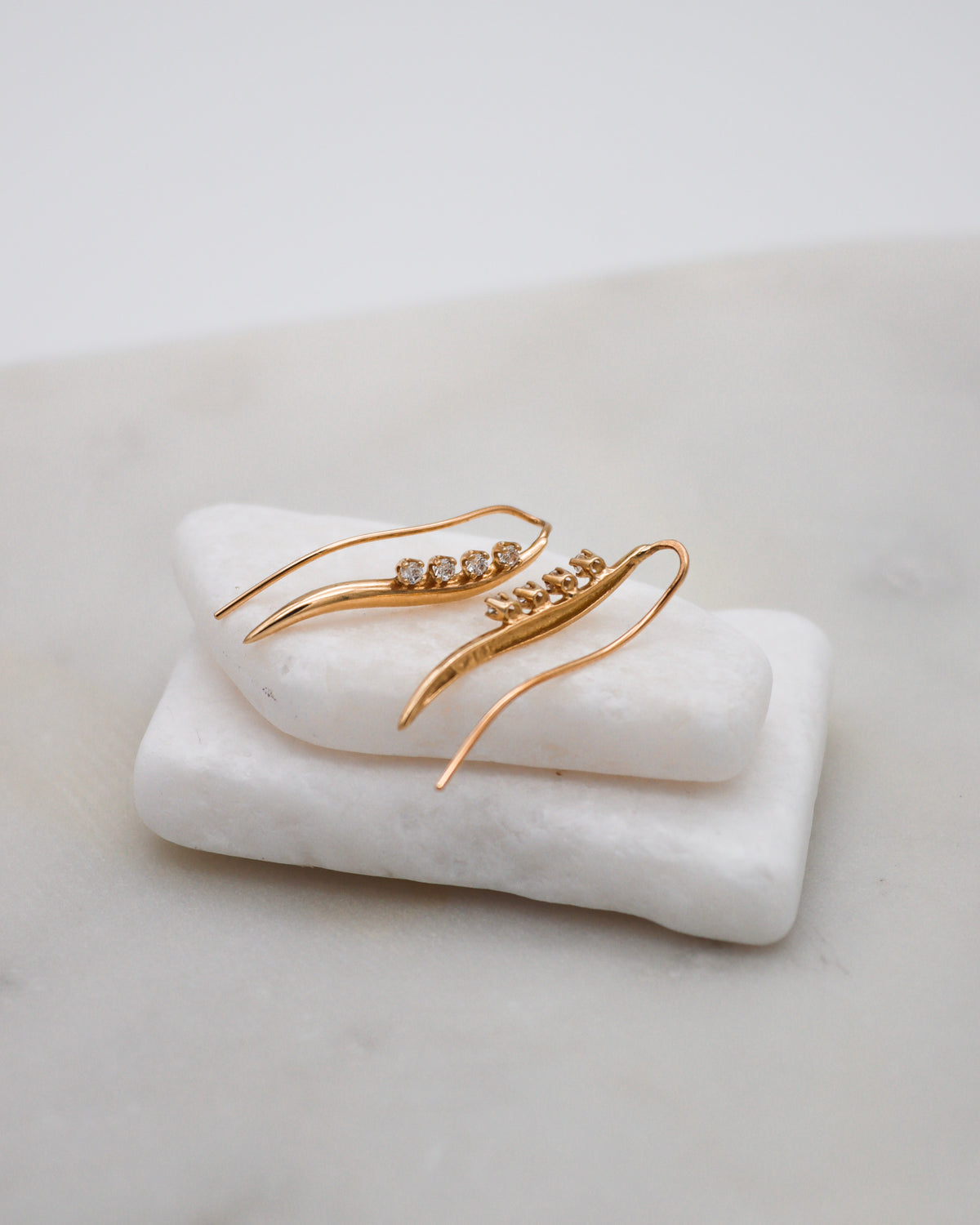 Charlotte – Ear Cuffs aus 585 Gelbgold mit Zirkonia-Reihe