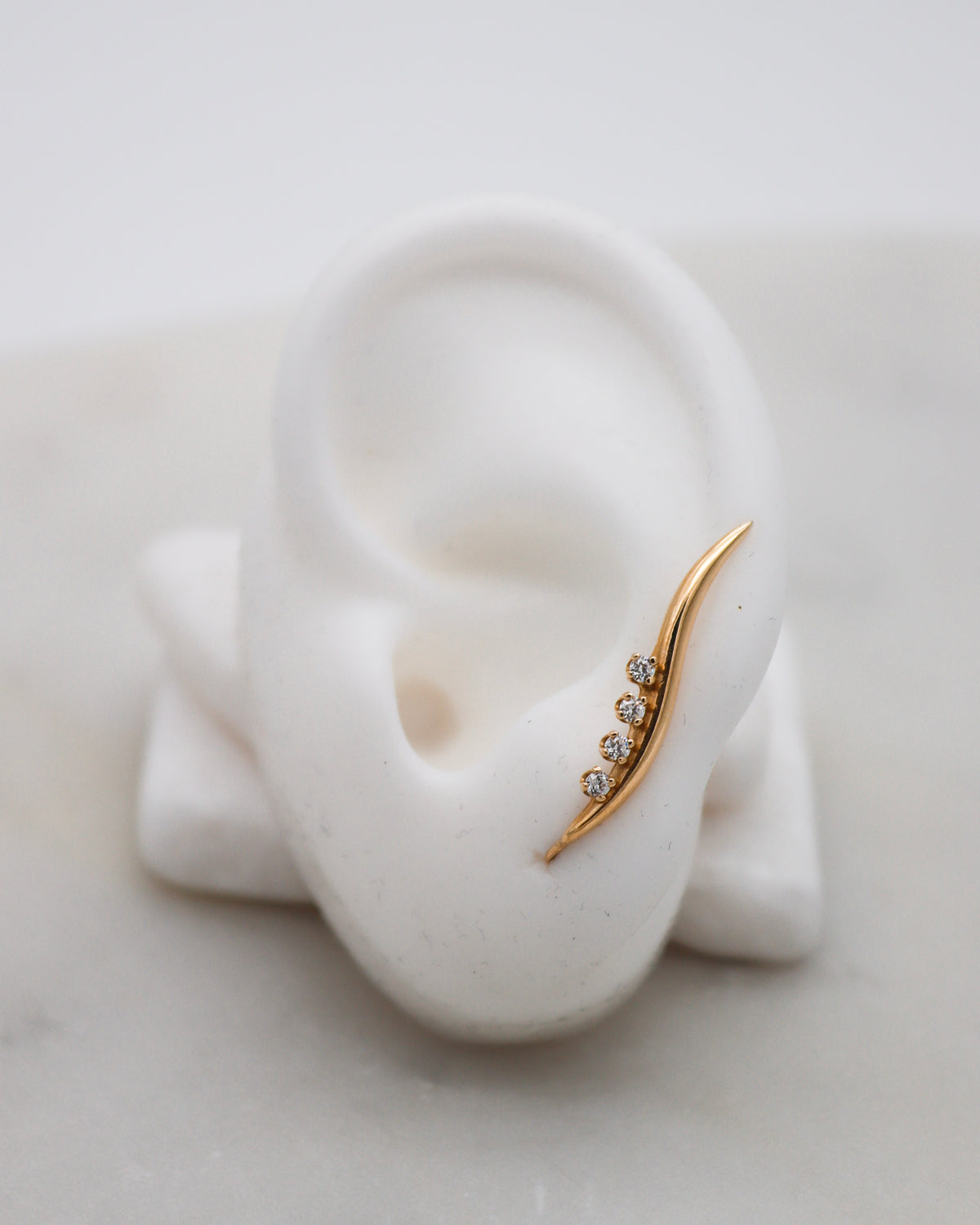 Charlotte – Ear Cuffs aus 585 Gelbgold mit Zirkonia-Reihe