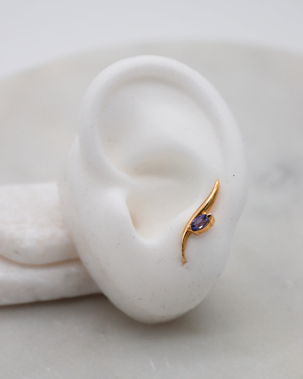 Imani – Ear Cuffs aus 585 Gelbgold mit Tansanit