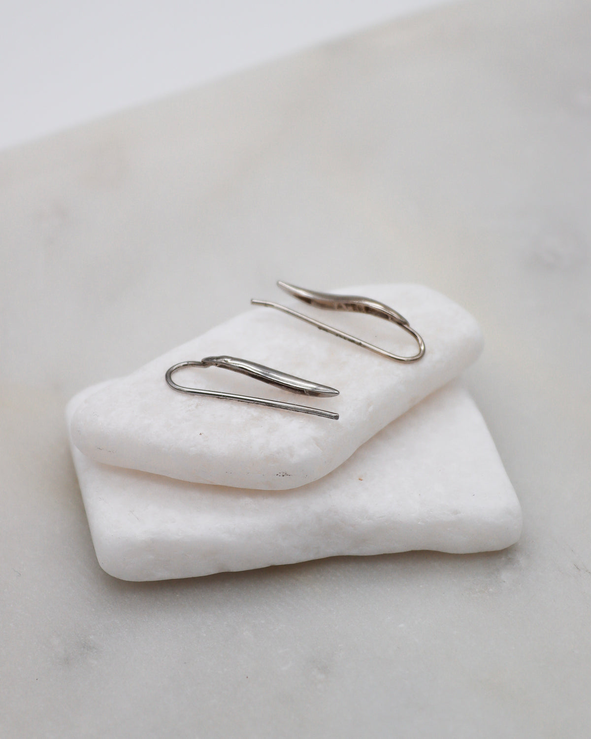 Marina – Ear Cuffs aus 925 Silber in Wellenform