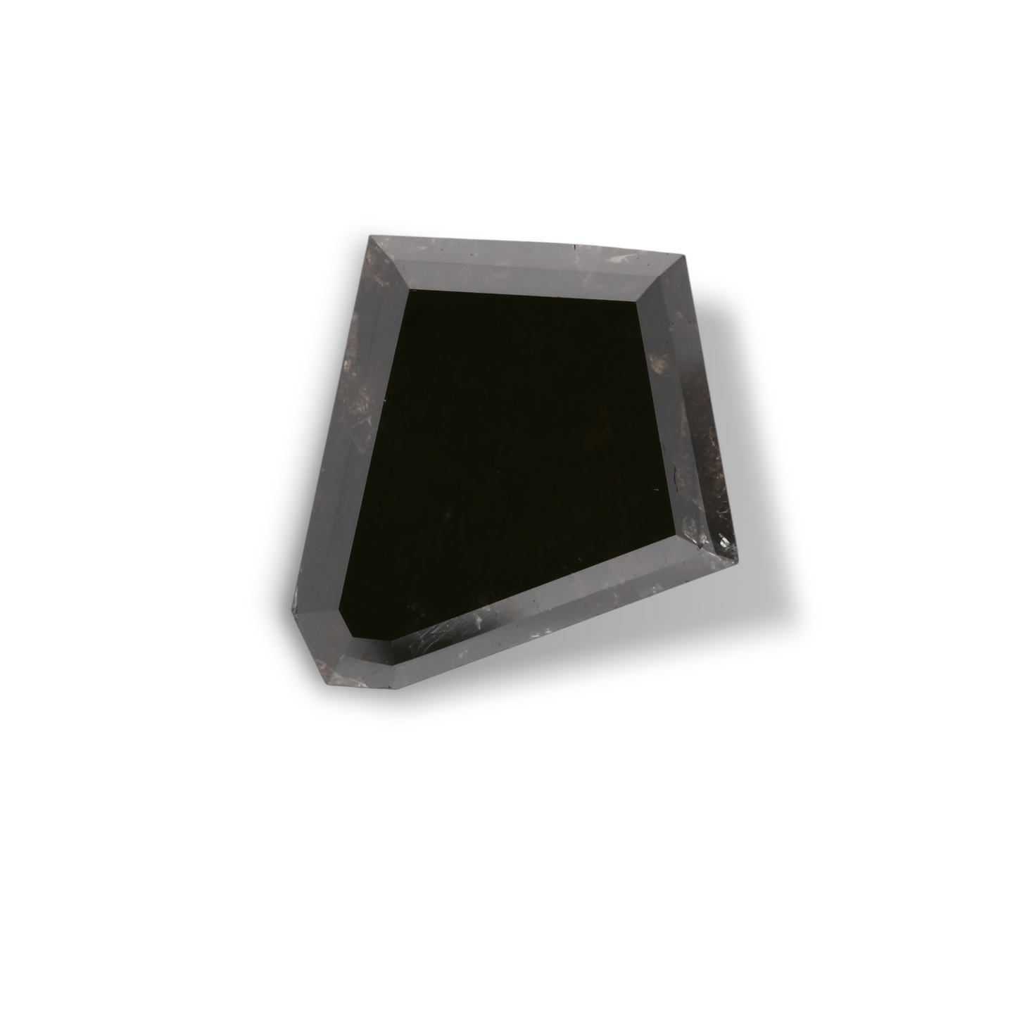 5,32 Karat Natürlicher Schwarzer Drachen-Diamant GIA