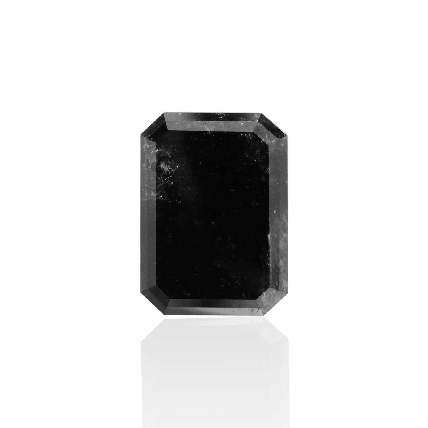 3,97 Karat natürlicher schwarzer Smaragd-Diamant (GIA)