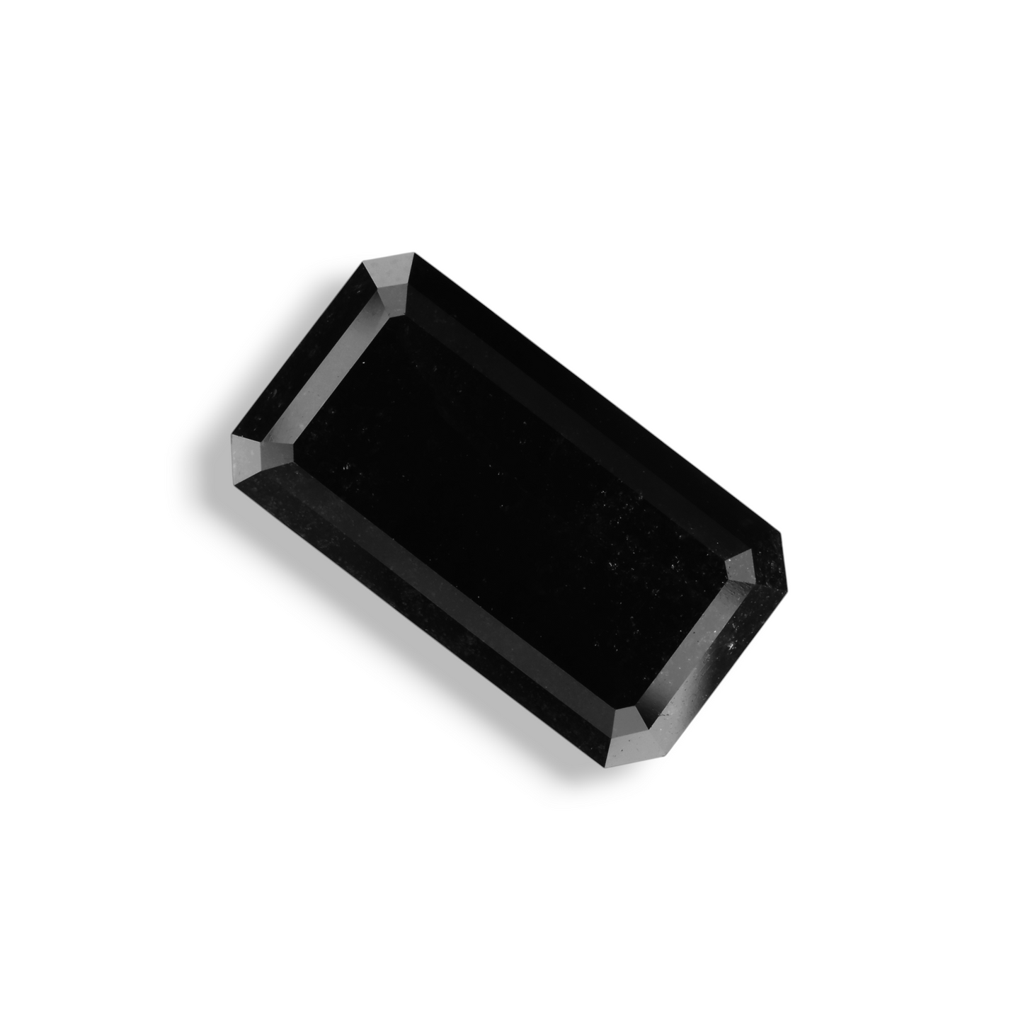 8,79 Karat natürlicher schwarzer Smaragd-Diamant (GIA)