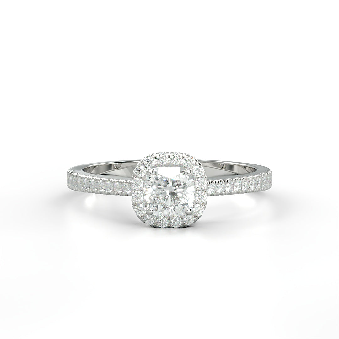 Verlobungsring Aurélie mit 0.30ct G/VS Cushion-Cut Diamant, Halo aus Diamanten, 0.17ct seitliche Diamanten – erhältlich in München und Augsburg