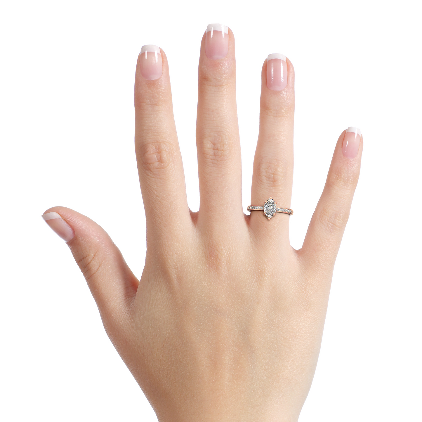 Verlobungsring Marisa mit 0.70ct Marquise-Diamant (G/SI) und 0.10ct Diamanten in Verschnittfassung – ein einzigartiges Design, erhältlich in München und Augsburg.

