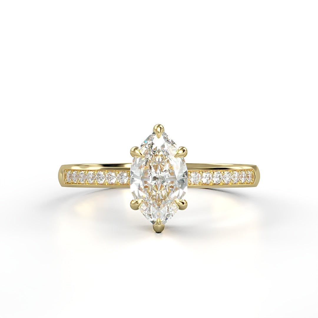 Verlobungsring Marisa mit 0.70ct Marquise-Diamant (G/SI) und 0.10ct Diamanten in Verschnittfassung – ein einzigartiges Design, erhältlich in München und Augsburg.

