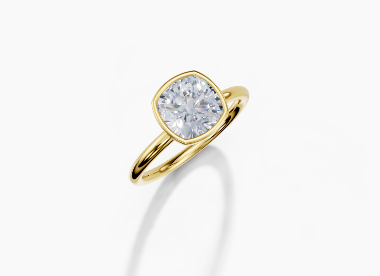 18K Cushion 2 Carat G/H SI Plain Plain Bezel Diamond Ring