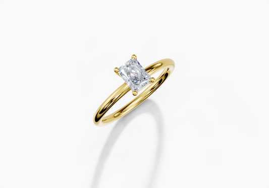 18K Radiant 0.5 Carat G/H SI Plain Plain 4Pr Diamond Ring