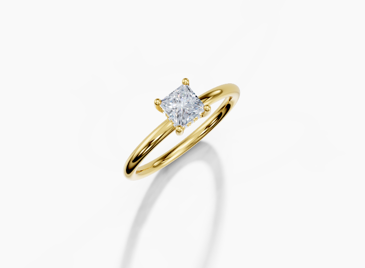 18K Princess 0.3 Carat D/E/F VS/VVS Plain Plain Hidden Halo Diamond Ring