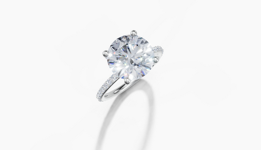 Platinum Round 4 Carat D/E/F VS/VVS Plain Plate Prong 4Pr Diamond Ring