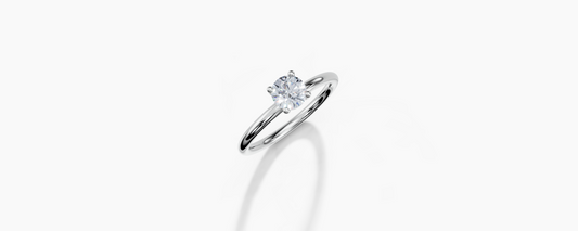 18K Round 0.3 Carat G/H SI Plain Plain 4Pr Diamond Ring